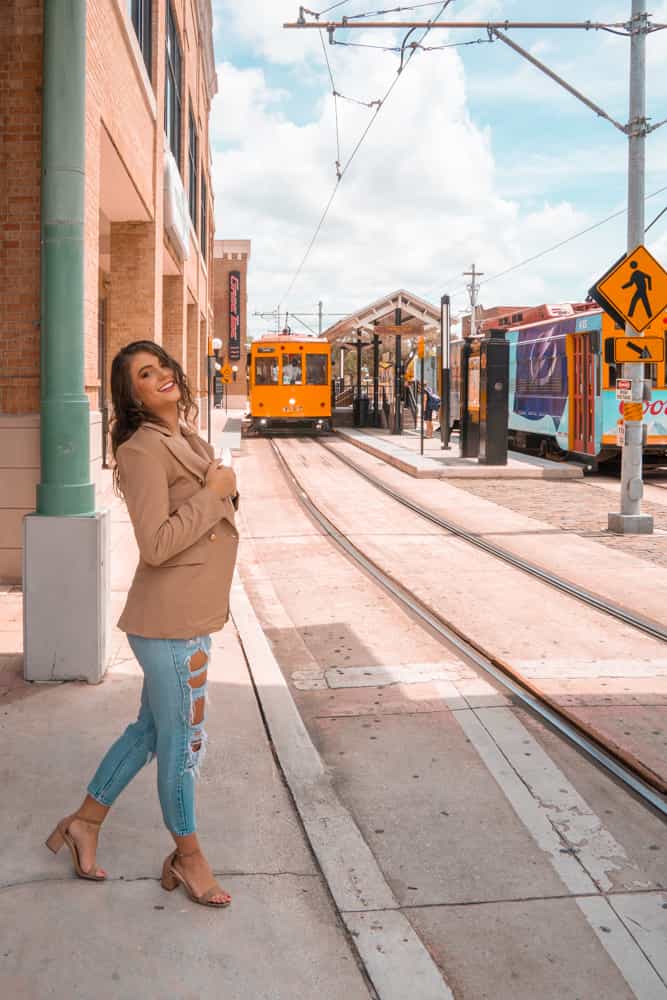 Ybor City Tampa - Aimee Albright - Amazing Aimee